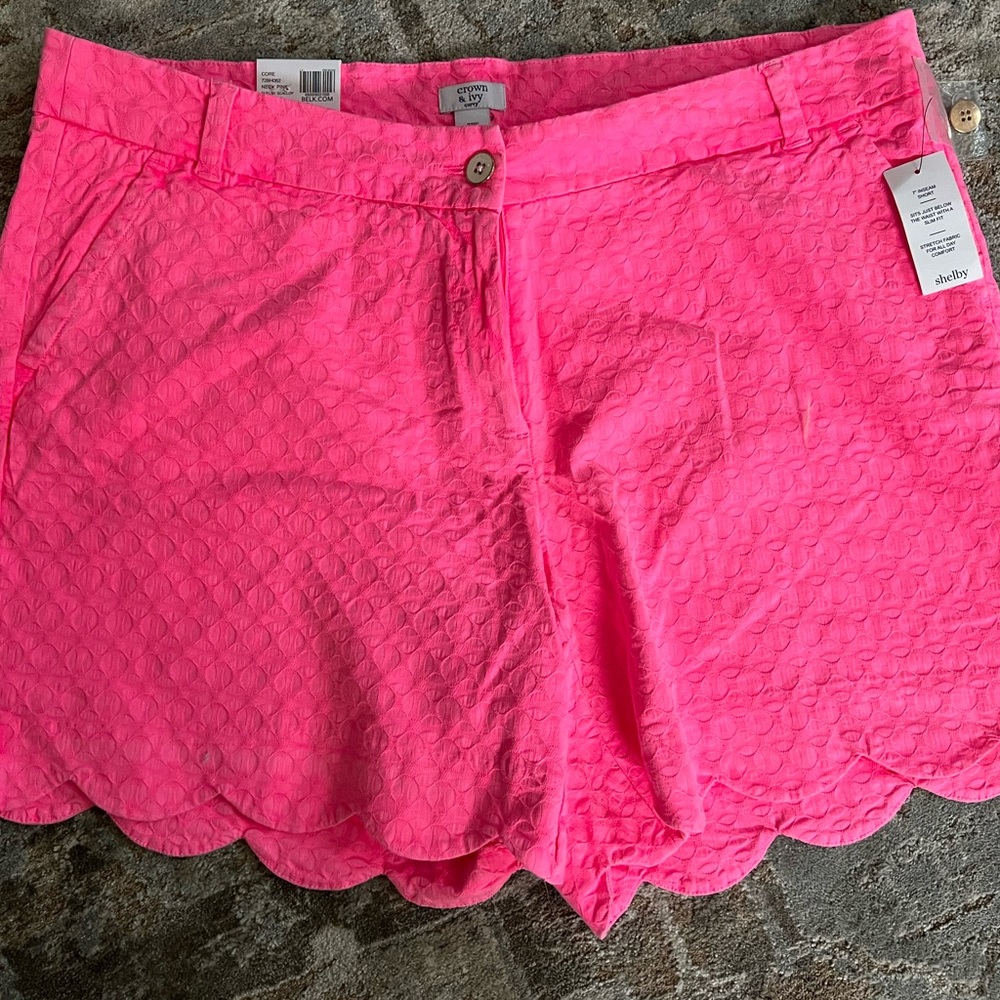 Crown &Ivy 22W Shelby style scalloped shorts NWT Neon Pink